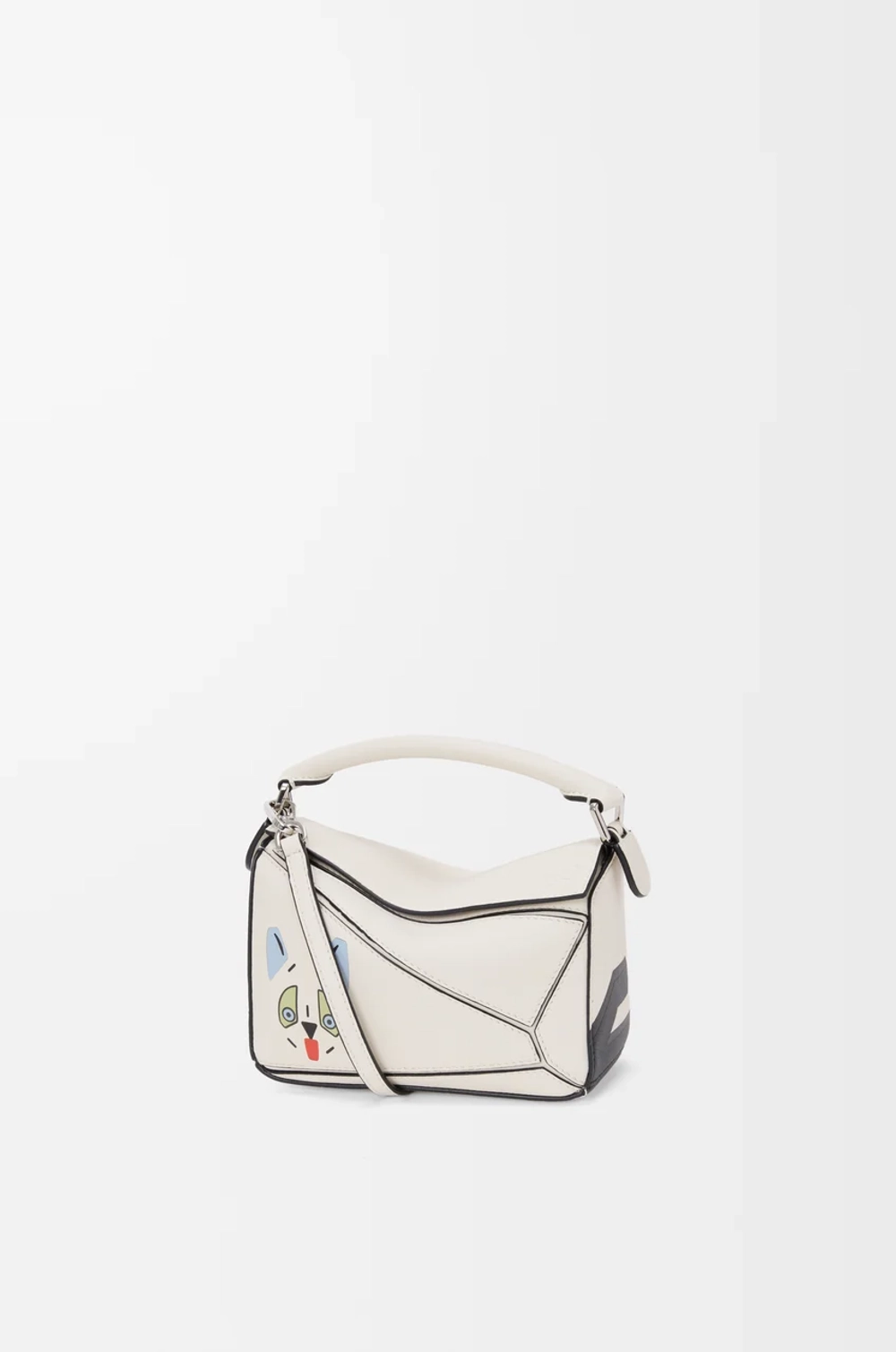 Loewe Мини-сумка Puzzle Futurist Cat из классической телячьей кожи, экрю