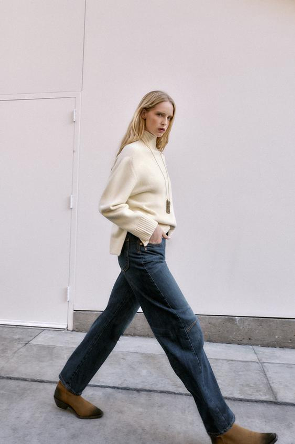 ZARA ДЖИНСЫ Z1975 BALLOON FIT СО СРЕДНЕЙ ПОСАДКОЙ, СИНИЙ