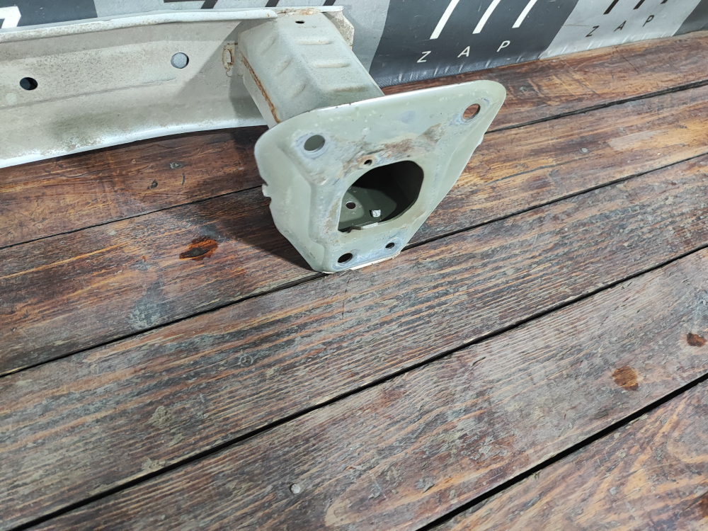 Усилитель заднего бампера Toyota C-HR 16-23 Б/У Оригинал 52023F4010