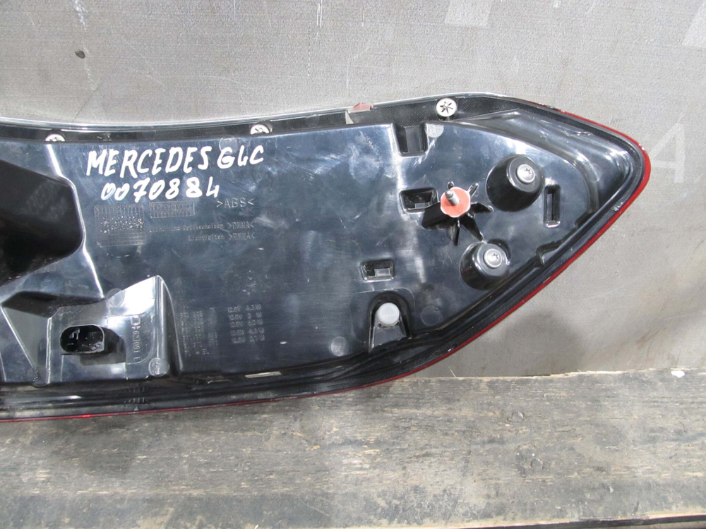 Фонарь задний левый Mercedes GLC (C253) Coupe 15-19 Б/У Оригинал A2539063502