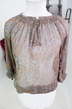 Блузка Vero Moda стильная, маркировка S, визуально на 44 размер