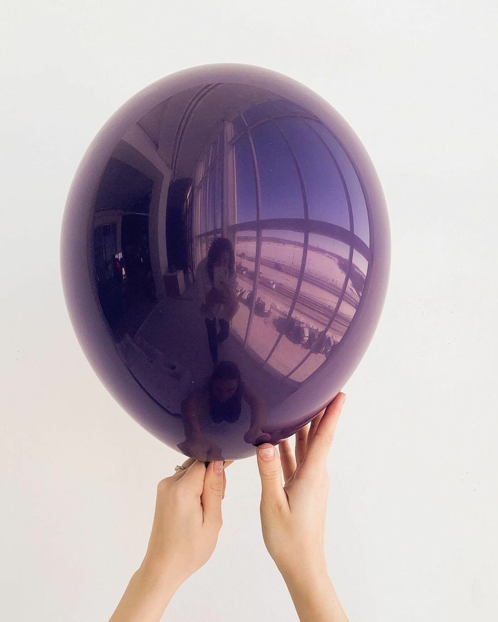 №6 Фиолетовый Гелиевый шар Зеркальный с обработкой (БГ-17)  Изображение2