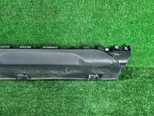 Накладка порога правая Renault Duster 2 (2020-н.в.)