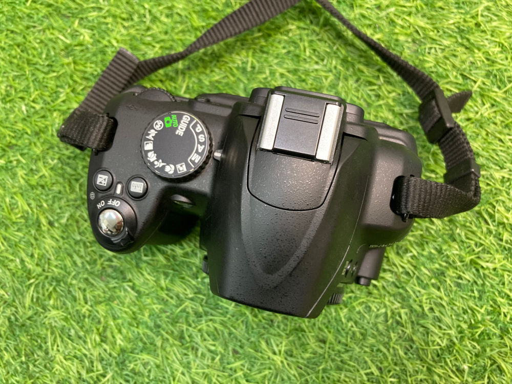 Nikon D3000 4.000 кадров