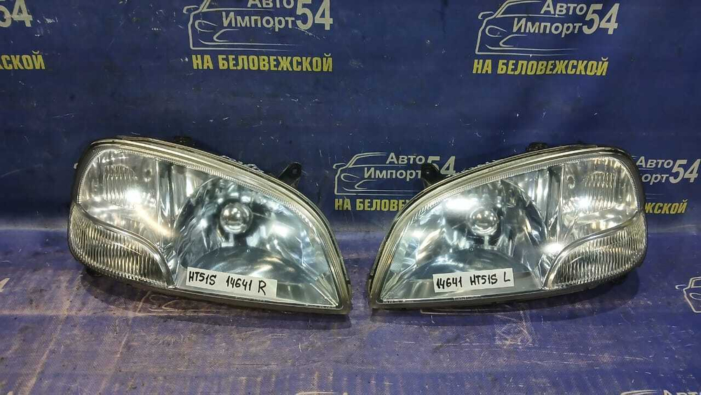 Фара передняя правая SUZUKI SWIFT 2003-2004