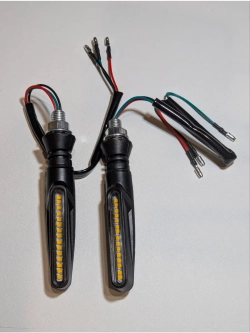 + - Поворотники для мотоцикла светодиодные с бегущим светом