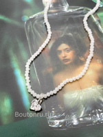 Колье-чокер белое (луна) с подвеской в форме сердца