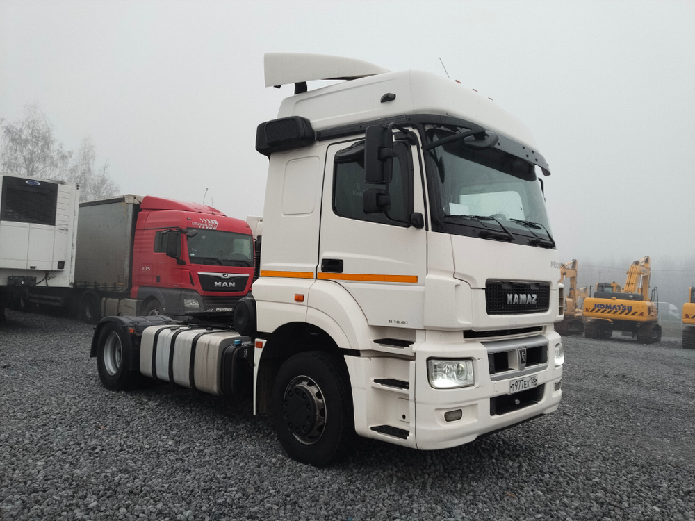 КамАЗ 5490 4x2 Седельный тягач 5490-033-87(S5) (Дизельный, 12,0 л, 401 л.с., АТ)