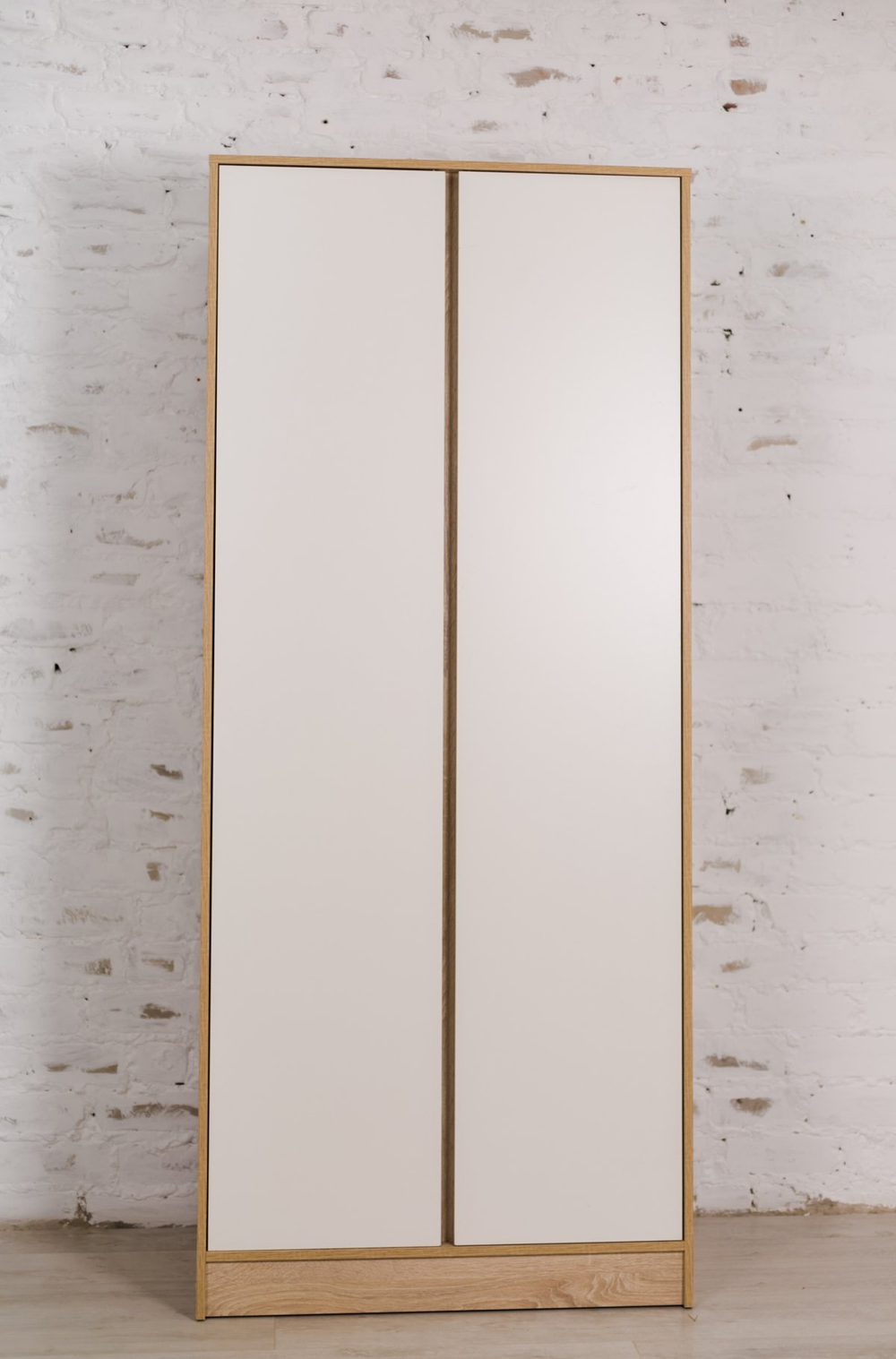 Шкаф 2-х дверный Бруно ЛДСП дуб сонома/белый