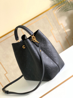 Louis Vuitton NeoNoe MM