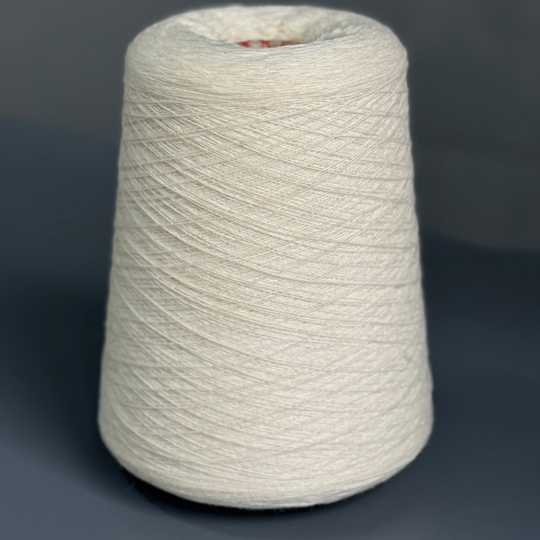 Пряжа Filati Biagioli Modesto Cash 30 1/15 (70% меринос экстрафайн, 30% кашемир) 1500м/100 м, натуральный белый