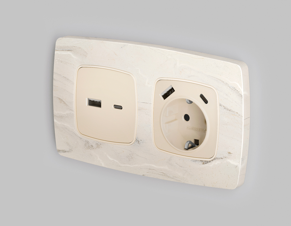 OP3100 Лицевая панель OMEGA (Бежевый глянец) для электрической розетки с/з со шторками 2USB A+C QUANT