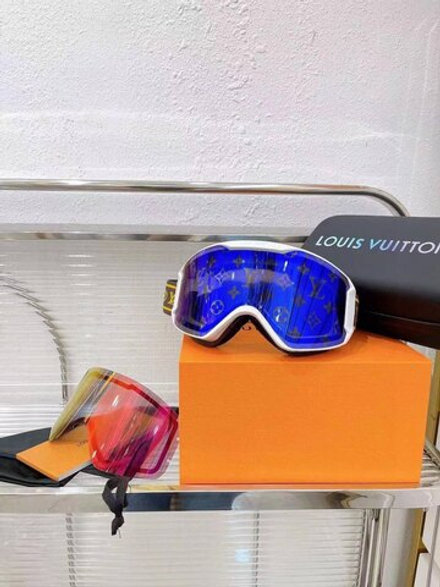Горнолыжные очки Louis Vuitton