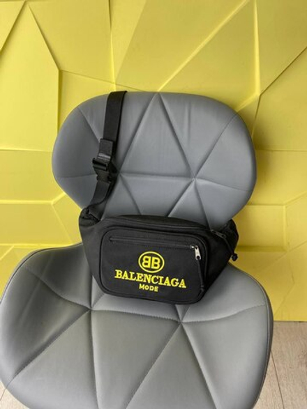 Поясная сумка Balenciaga