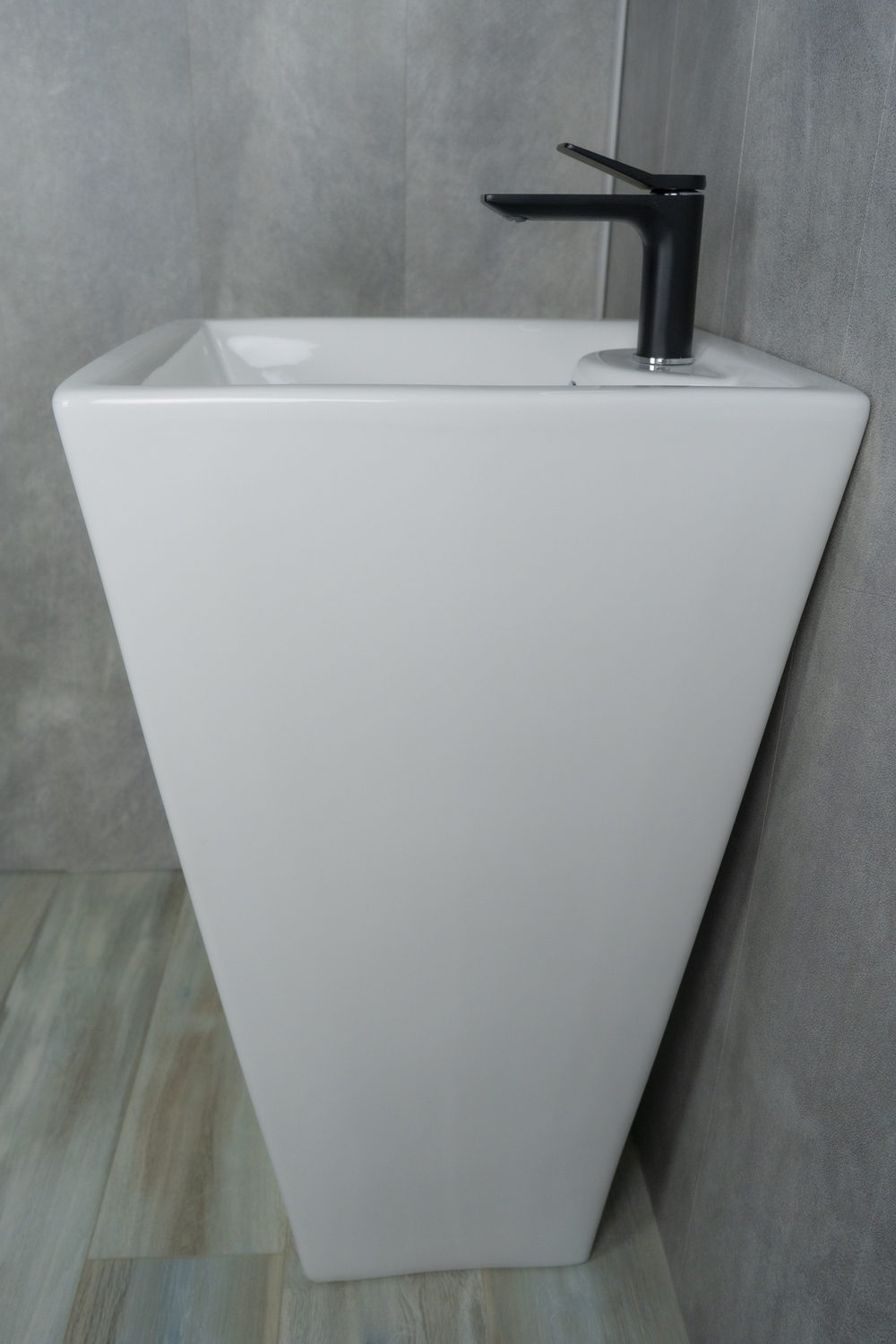 Раковина Gid Nb145 81103 накладная белая 46.5x46.5x81