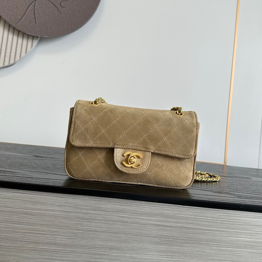 Chanel Mini Classic Handbag 20 cm