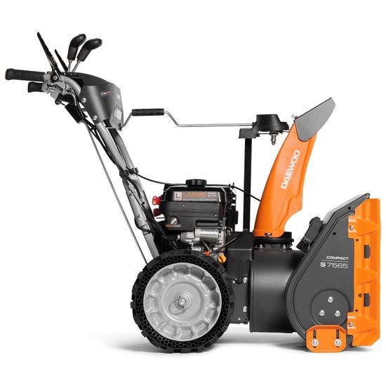 Бензиновый снегоуборщик "DAEWOO" S 7565