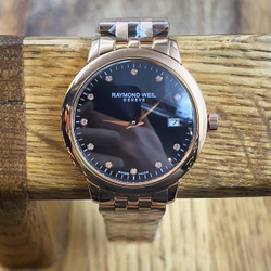 Часы Raymond Weil