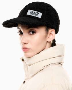 Кепка женская EA7