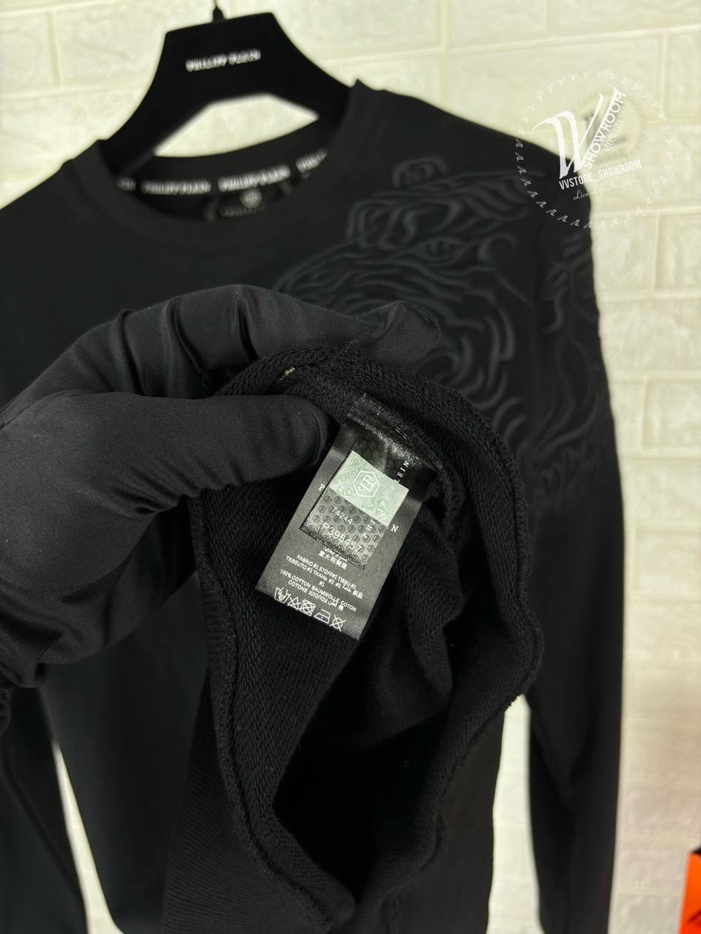 Кофта с длинными рукавами Philipp Plein интересной вариации “Tiger Series”