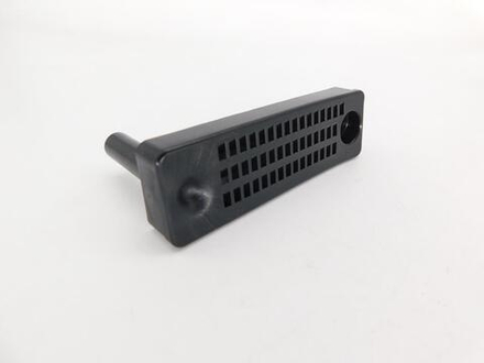 Решетка водозаборника правая Suzuki DF40A DF50A DF60 DF70 DF90 DF100 DF115 DF140 17632-90J00-000