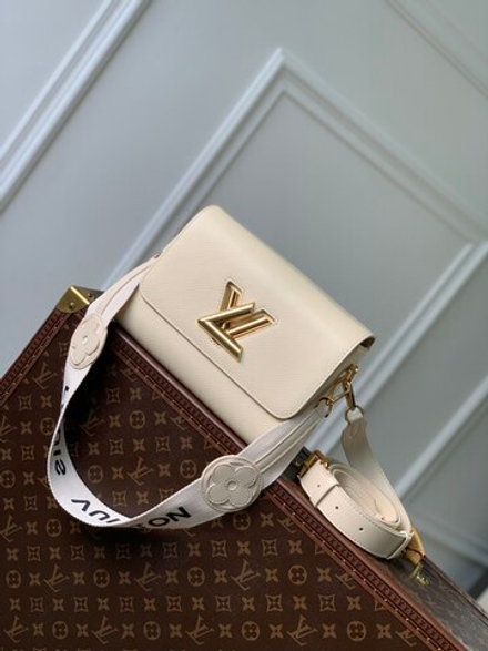 Louis Vuitton Twist MM
