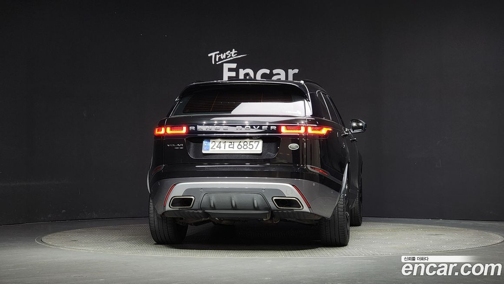 Land Rover Range Rover Bella 3.0 D300 R-Dynamic HSE (08.2019)