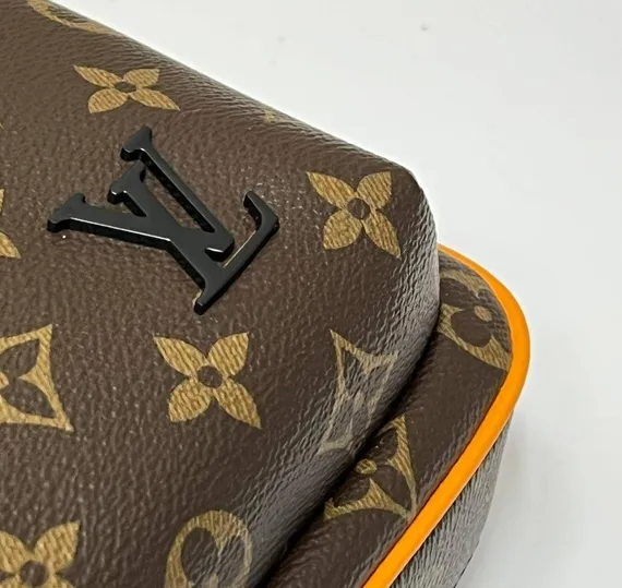 Сумка-слинг Louis Vuitton Avenue NM канва Monogram Macassar Orange