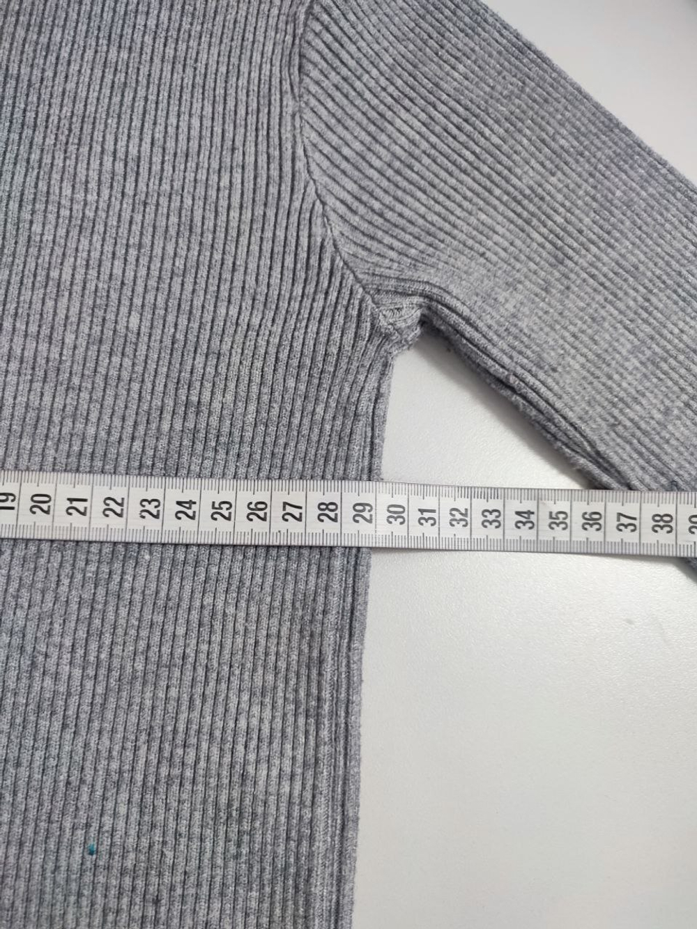 Джемпер базовый 42 размер