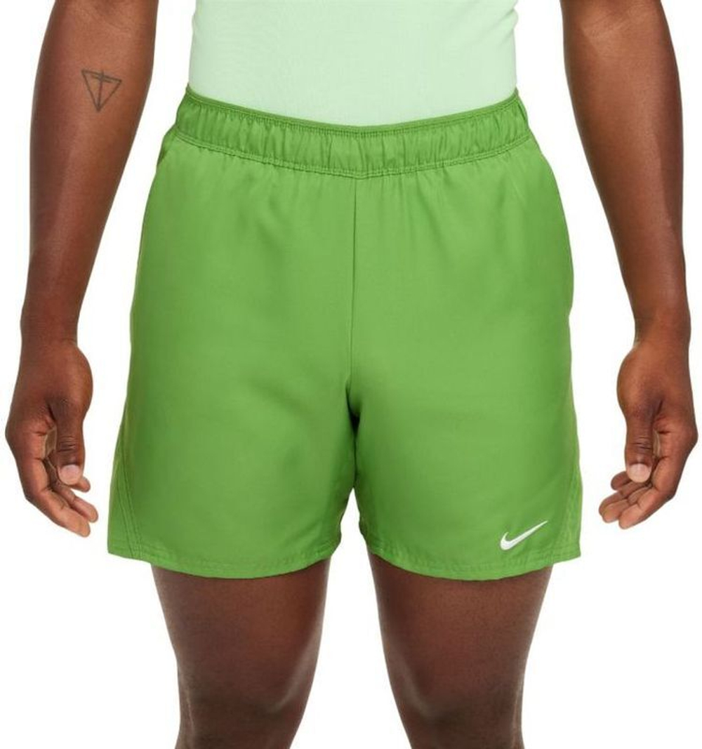 Мужские теннисные шорты Nike Court Dri-Fit Victory 7" - зеленый