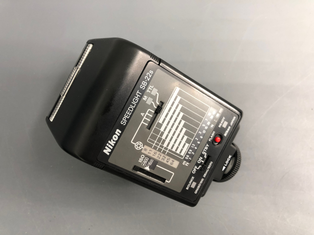 Nikon Speedlight SB-22s