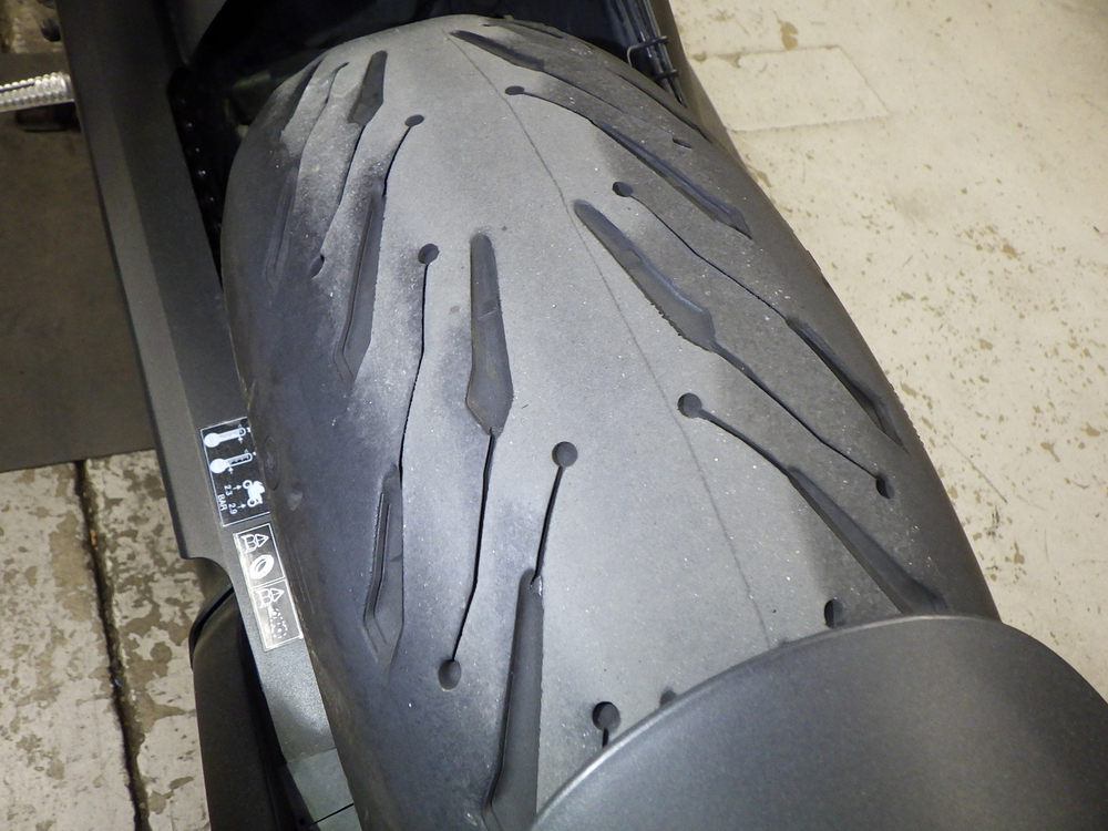 Triumph Trident 660 052942