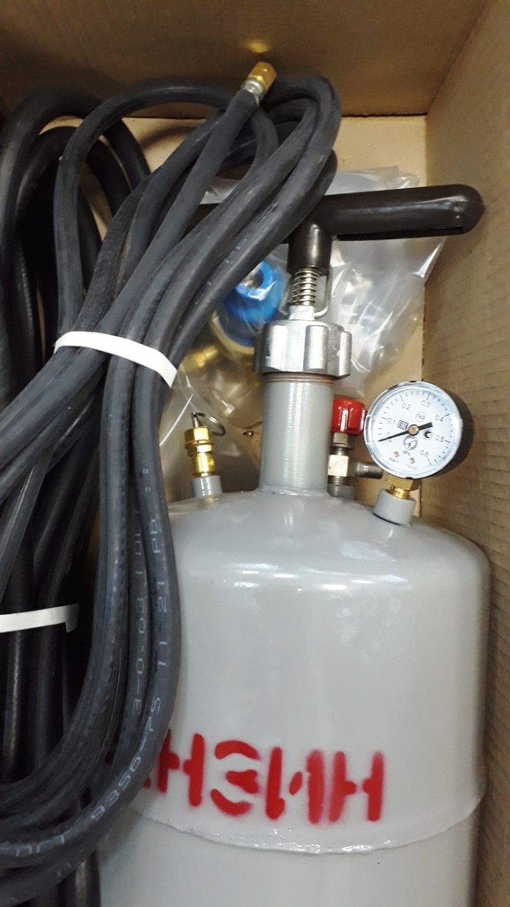 Комплект оборудования для ручной разделительной бензино-кислородной резки стали КЖГ-1Б "БАМЗ" (ОКП 36 4535, по ТУ 3645-001-16343908-95)