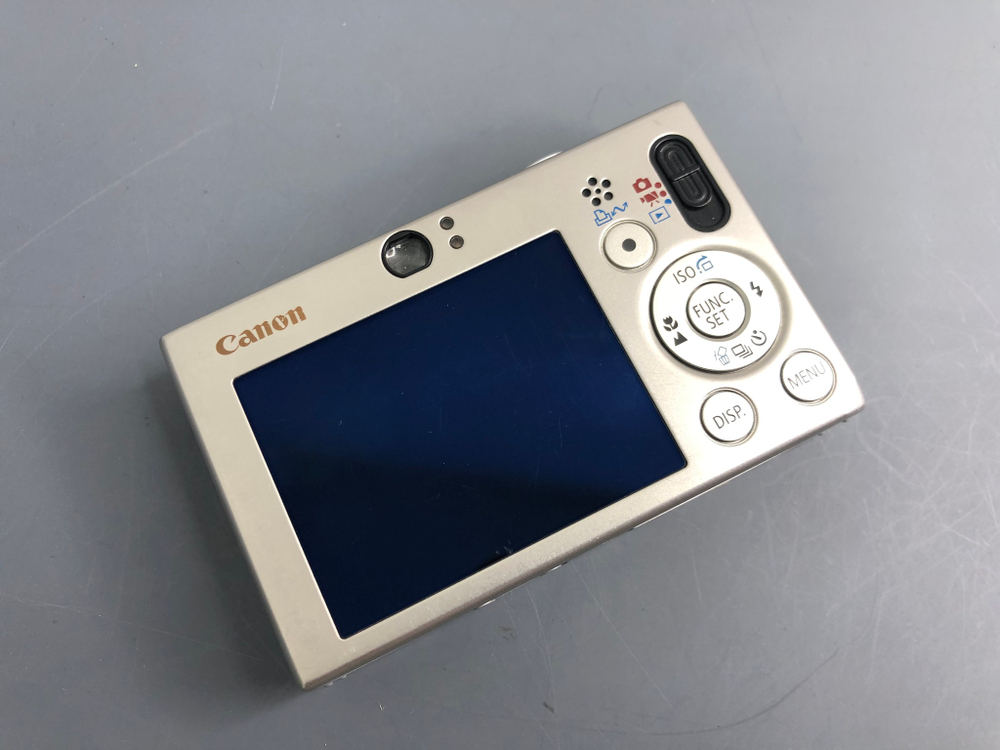 Canon Digital IXUS 70
