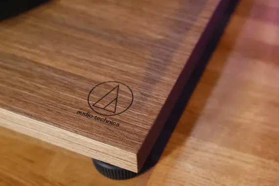 Audio-Technica AT-LPW40WN