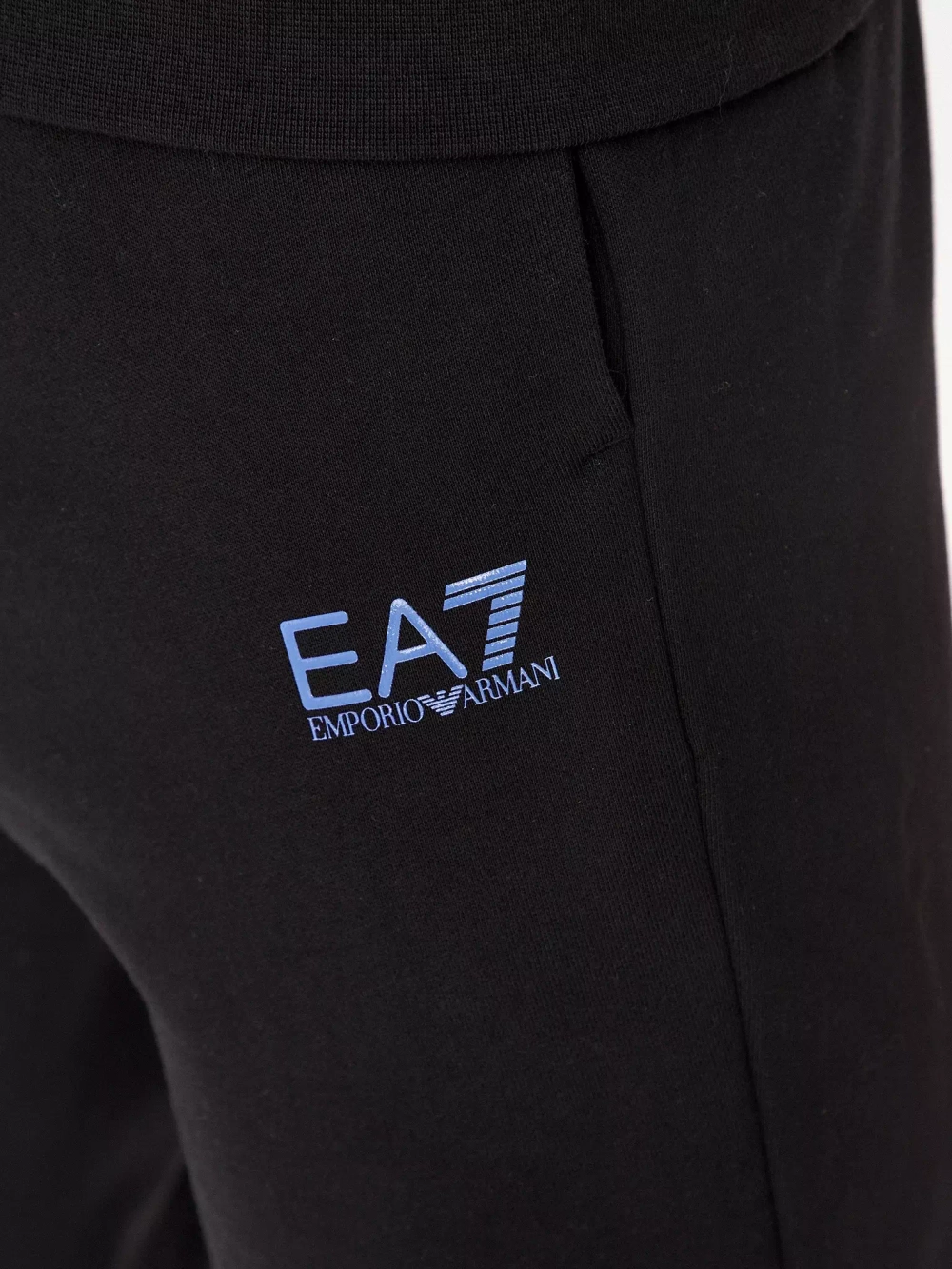 Спортивный костюм EA7