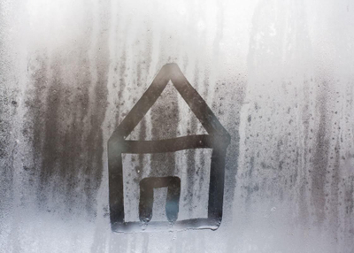 От запотевших окон