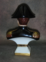 Статуэтка. Фарфор. Наполеон Бонапарт шкатулка. Limoges. Франция