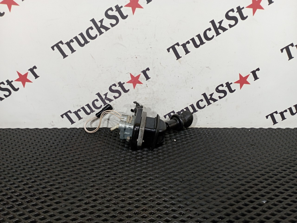 Кран тормоза ручного 2018г.