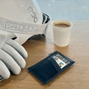 Кардхолдер из кожи козы и аллигатора, синего цвета