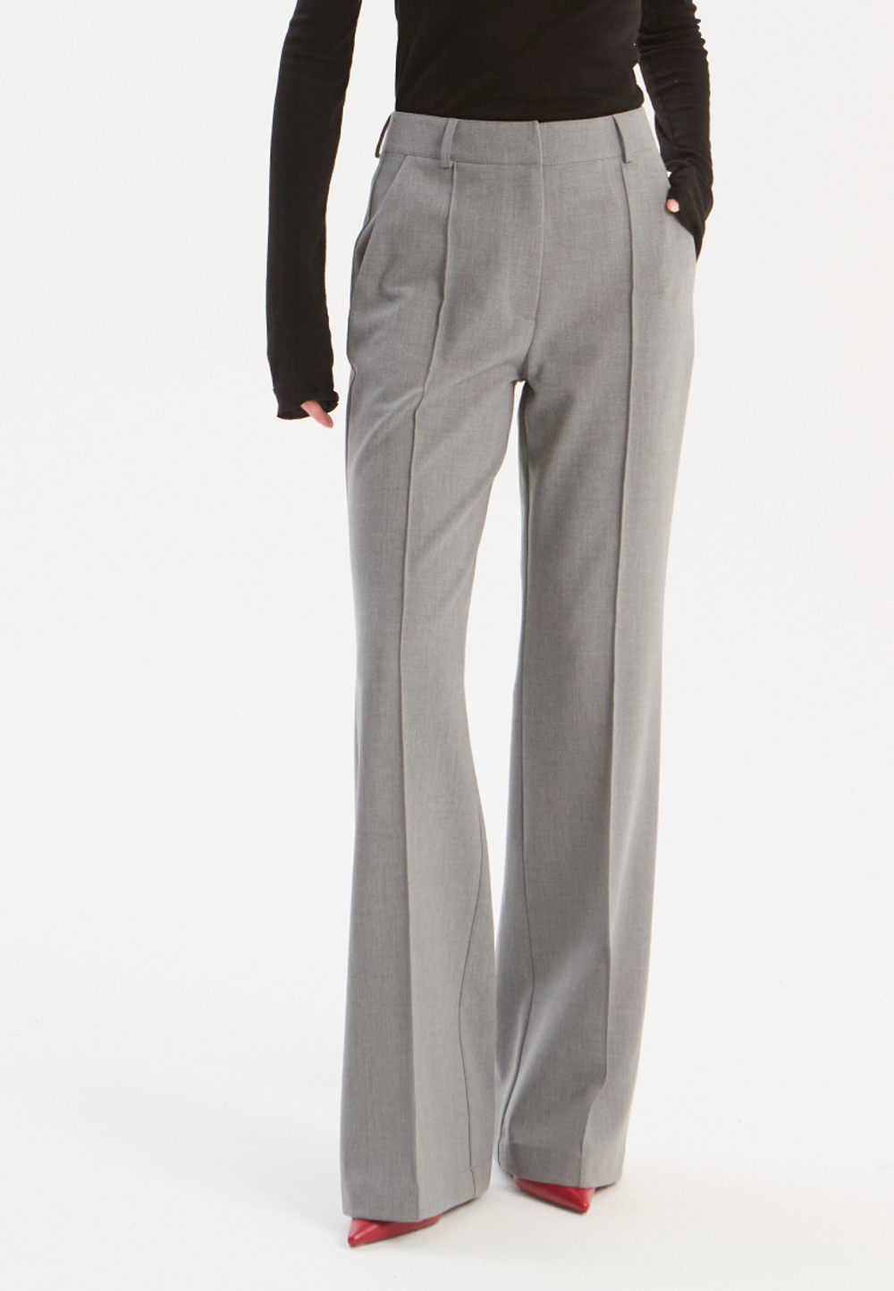 Брюки клеш со стрелками