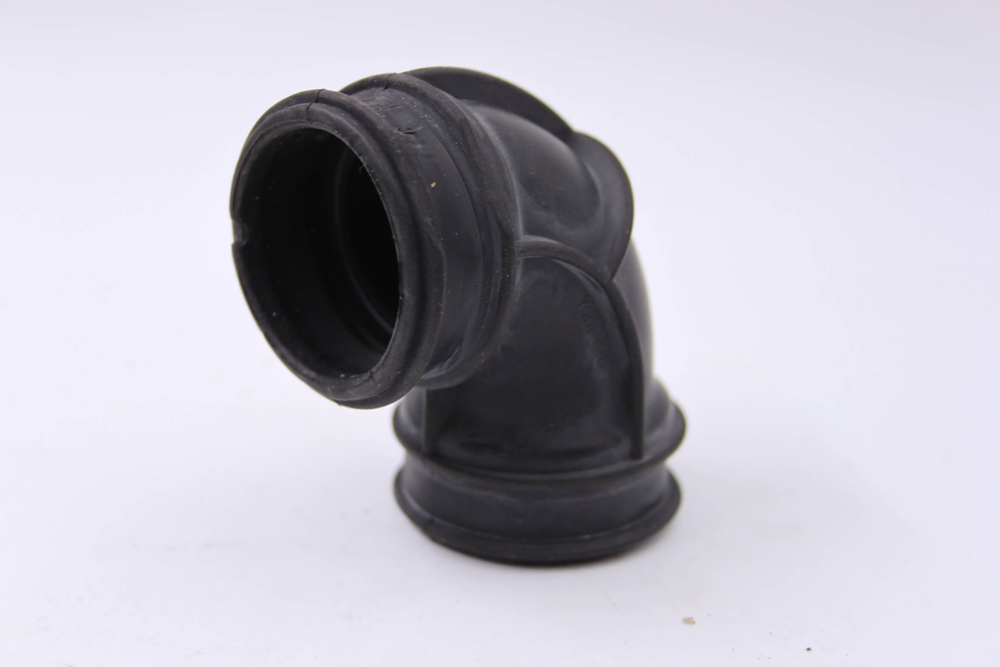 Патрубок посудомоечной машины 673000900407