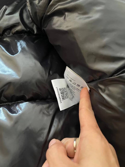 Пуховик Moncler