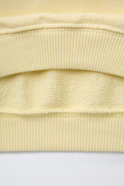 ZARA ТОЛСТОВКА С РЕЛЬЕФНОЙ НАДПИСЬЮ И ДЕТАЛЯМИ «РОМАШКИ», ЖЕЛТЫЙ