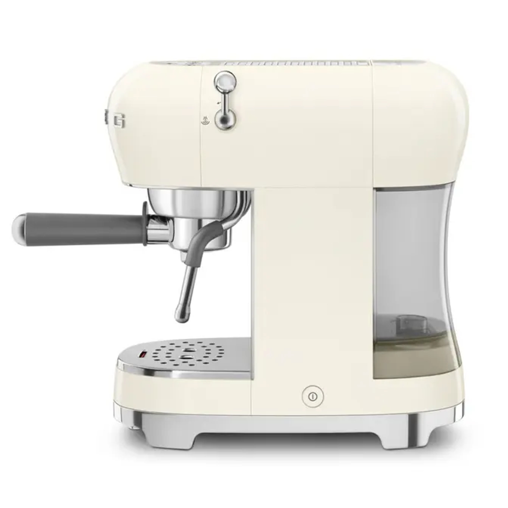 Кофемашина Smeg ECF02CREU