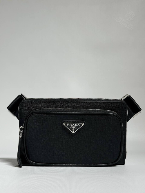 Нагрудная сумка-слинг Prada