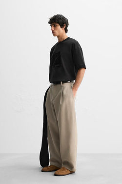 ZARA ТОЛСТОВКА С РЕЛЬЕФНЫМ ПРИНТОМ, ЧЕРНЫЙ