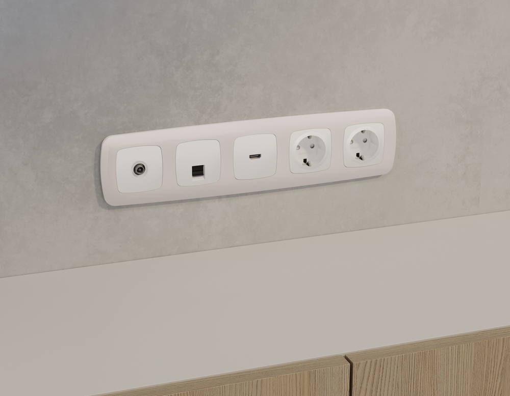 MO132010 Комплект механизма компьютерной розетки OMEGA Белый матовый RJ-45(8P8C) CAT6 с шторкой QUANT (OP1320, VM188)