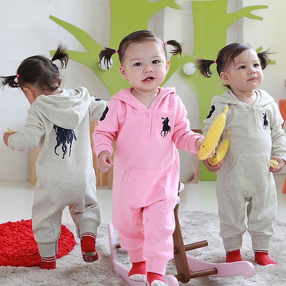 Комбинезон детский с капюшоном и карманом с принтами