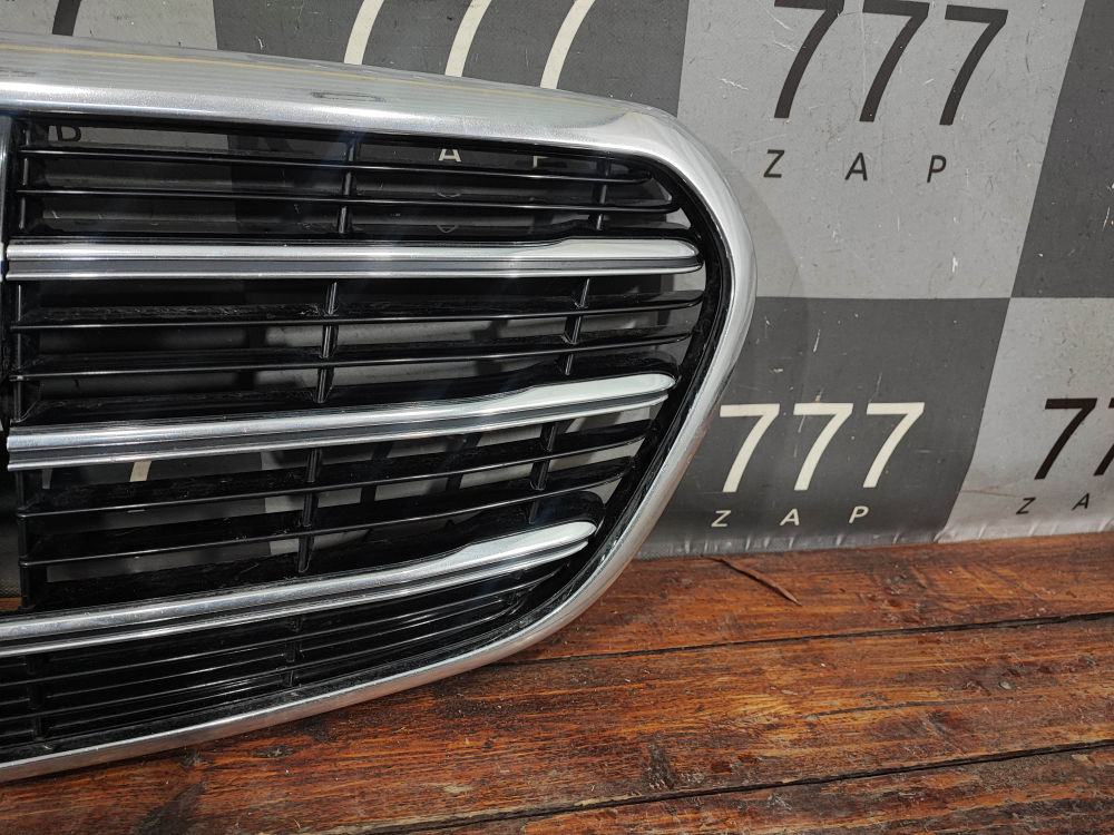 Решетка радиатора Mercedes S-Class (W223) 20-нв Б/У Оригинал A22388041009040
